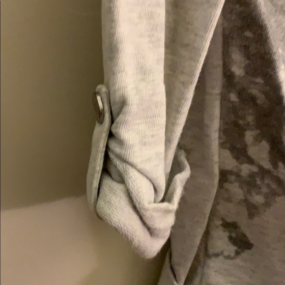 Brand new Calvin Klein sweater - Picture 2 of 2